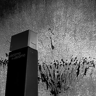 Monolith in Schwarz