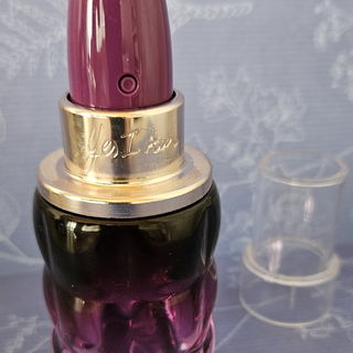 Yes I Am Fabulous - Cacharel