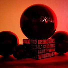 Kissing Burns 6.4 Calories A Minute. Wanna Workout? - Kilian