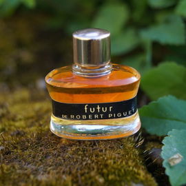 Futur (Parfum) - Robert Piguet