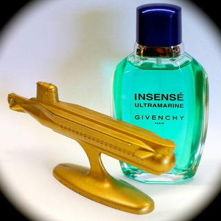 YellowsubULTRAMARINE