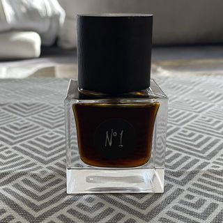 EO N°1: Manipur (Pure Parfum) von Ensar Oud