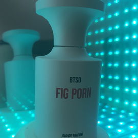 Fig Porn - Borntostandout