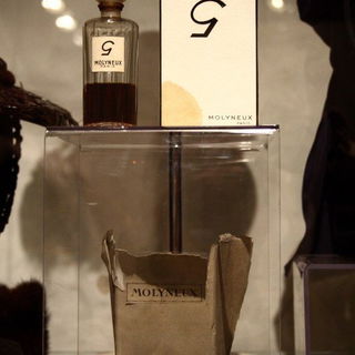 Le Numéro Cinq (Eau de Cologne) von Molyneux