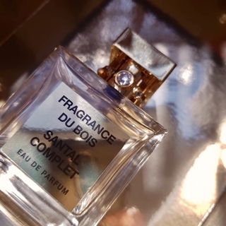 Santal Complet von Fragrance Du Bois