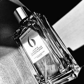 6 - Jasmin, Sandalwood, Oriental Musk (Eau de Parfum) - Rosendo Mateu - Olfactive Expressions