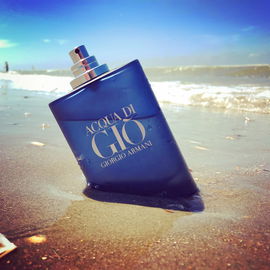 Acqua di Giò Profondo (2020) (Eau de Parfum) - Giorgio Armani