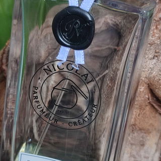 Eau de Yuzu von Nicolaï / Parfums de Nicolaï
