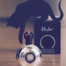 Royal Vintage - M. Micallef