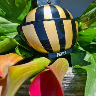 🧡🖤💚 Asia Fendi im Grünen 💚🖤🧡