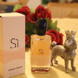 Sì (Eau de Parfum Rose Signature) - Giorgio Armani