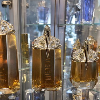 Alien Goddess (Eau de Parfum Intense) by Mugler