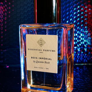 Bois Impérial (Eau de Parfum) von Essential Parfums
