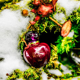 Snowy and literally cool Halloween! 🎃❄️ Even us here at Southern Finland got our first snow yesterday, last time we got Halloween snow was about 15 years ago 😂 It's going to be an over 6 months winter this year... 😝☃️🥶