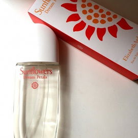 Sunflowers Dream Petals - Elizabeth Arden