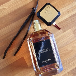 Spiritueuse Double Vanille by Guerlain