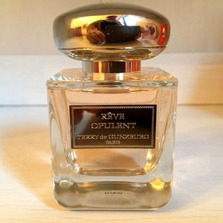 Rêve Opulent - By Terry