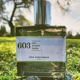 603 Cuir Encens Fève Tonka - Bon Parfumeur