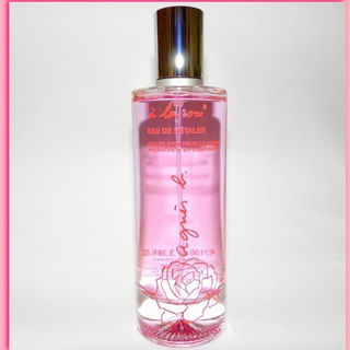 À la Rose - agnès b.