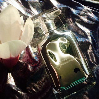 Essence - Narciso Rodriguez