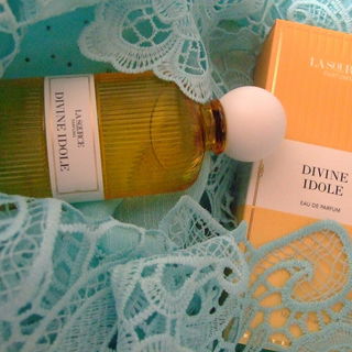 Divine Idole - La Source