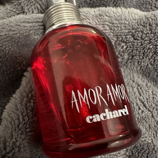 Amor Amor von Cacharel