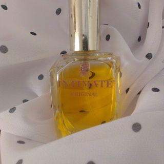 Intimate (Eau de Toilette) von Revlon / Charles Revson