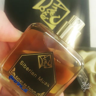 Siberian Musk by Areej Le Doré