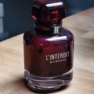 L'Interdit (Eau de Parfum Rouge) by Givenchy