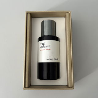 Oud Cadenza von Maison Crivelli
