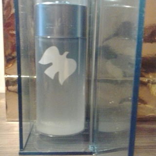 Love fills L'Air du Temps by Nina Ricci