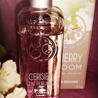 Un Matin au Jardin - Cerisier en Fleurs - Yves Rocher