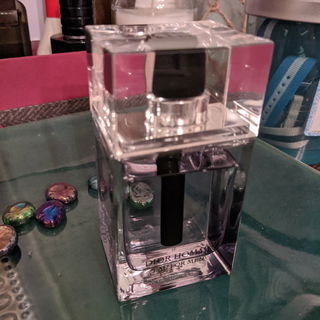 Probably the closest fragrance to my current signature scent.  With over 30 scents to choose from, it is difficult to stick to one.  I think I prefer to have a variety to choose from depending on my mood and preference.