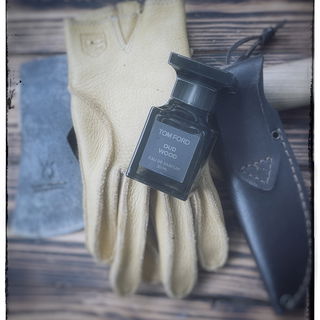 Oud Wood (Eau de Parfum) by Tom Ford