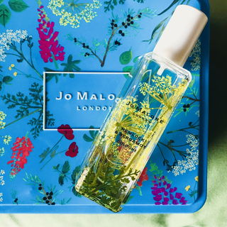 Und hier noch das zugehörige Döschen:)