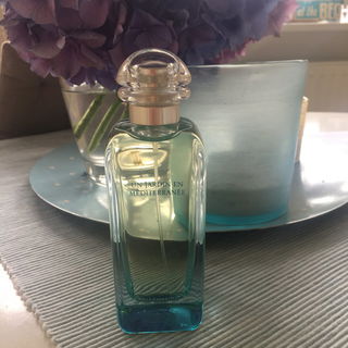 Un Jardin en Méditerranée by Hermès