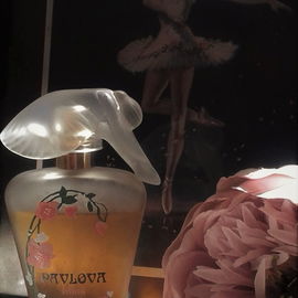 Pavlova (Parfum) - Cantilène