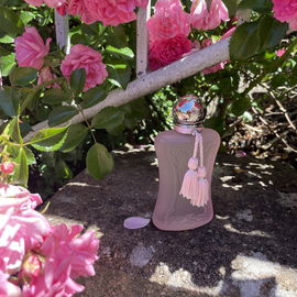 Delina La Rosée by Parfums de Marly