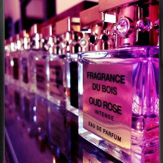 Oud Rose Intense (Parfum) - Fragrance Du Bois