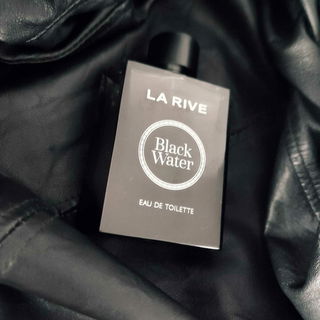Black Water / Black Creek - La Rive