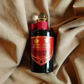 Trade Routes Collection - Halfeti Leather - Penhaligon's