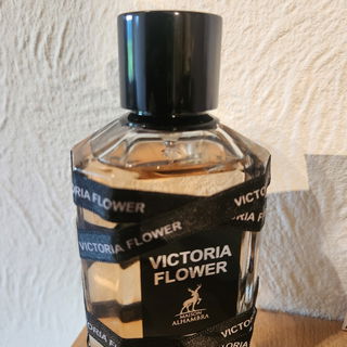 Victoria Flower by Maison Alhambra