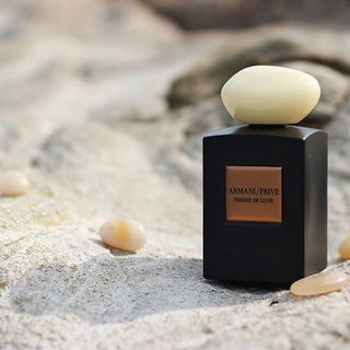 Armani Privé - Pierre de Lune - Giorgio Armani