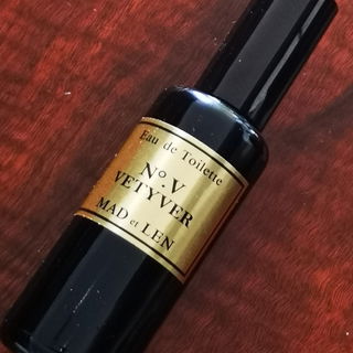 N°. V - Vetyver von Mad et Len