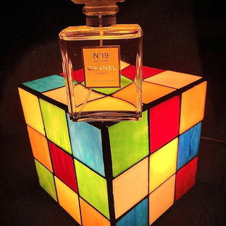 N°19 (Parfum) by Chanel