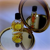 Miniatur - Höhe 4.2 cm - 2.5 ml (by Violaodorata)