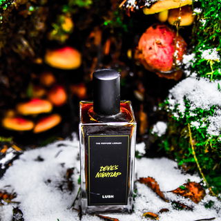 Snowy and literally cool Halloween! 🎃❄️ Even us here at Southern Finland got our first snow yesterday, last time we got Halloween snow was about 15 years ago 😂 It's going to be an over 6 months winter this year... 😝☃️🥶