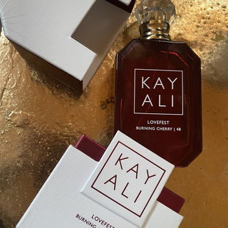 Lovefest Burning Cherry | 48 (Eau de Parfum) - Kayali