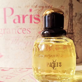 Paris (Eau de Parfum) - Yves Saint Laurent