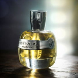 White Madera - Omnia Profumi